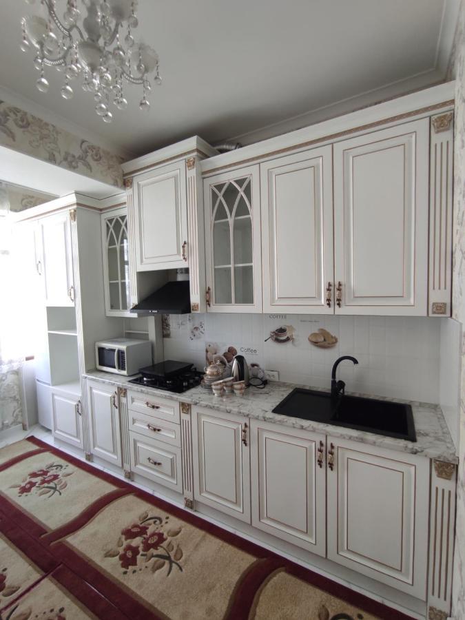 Prestigious Apartment In Bishkek Exteriör bild