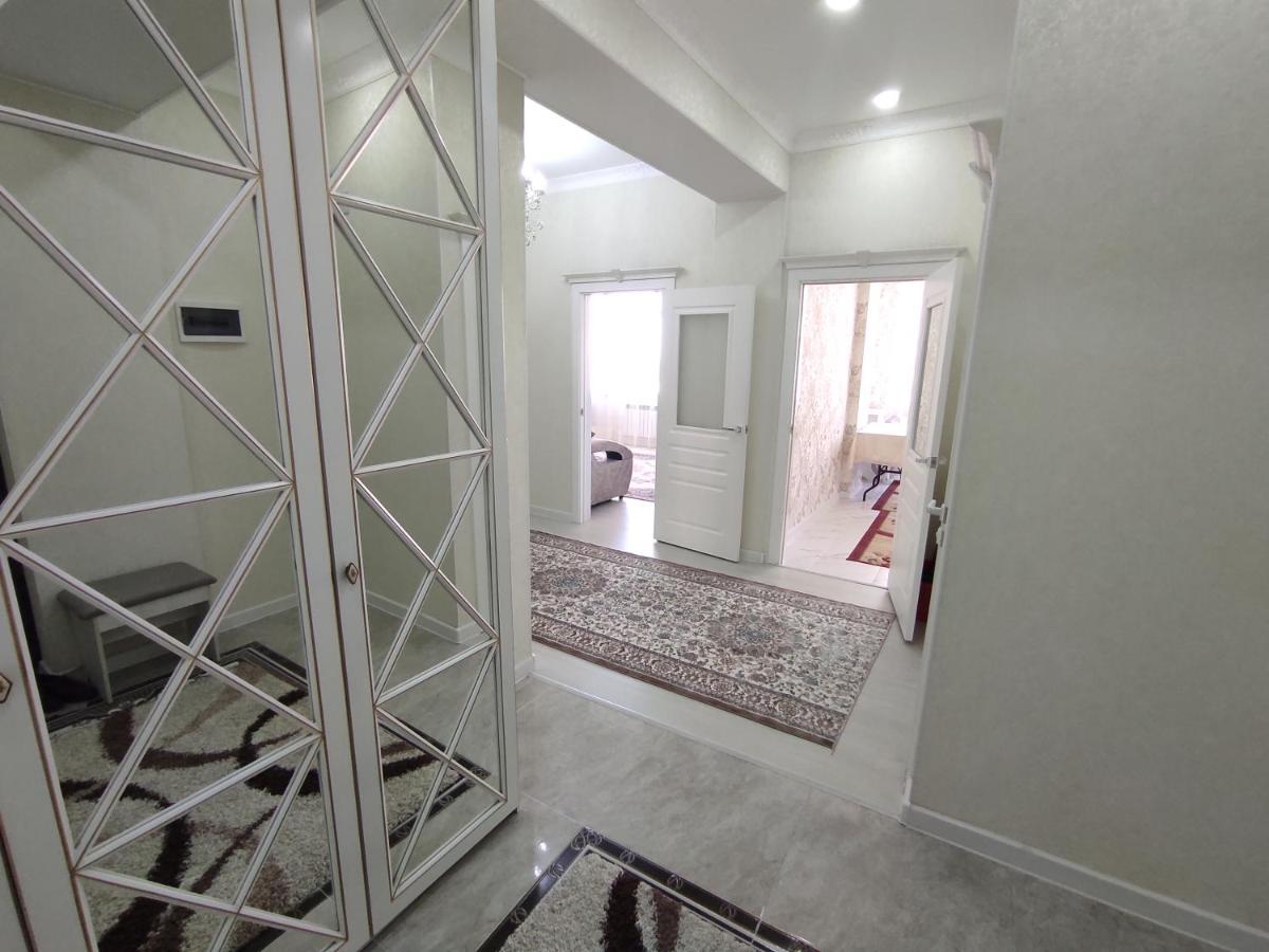 Prestigious Apartment In Bishkek Exteriör bild