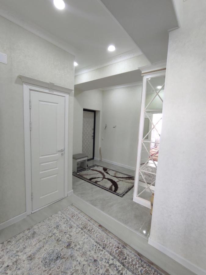 Prestigious Apartment In Bishkek Exteriör bild